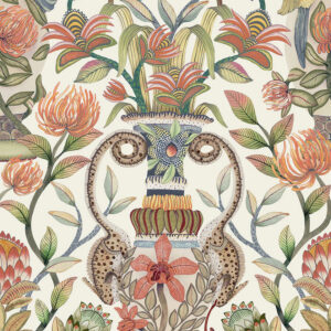 Decoratief Ardmore Jabula-behang met een kleurrijke vaas, exotische bloemen en fantasierijke dierenillustraties in een symmetrisch patroon.