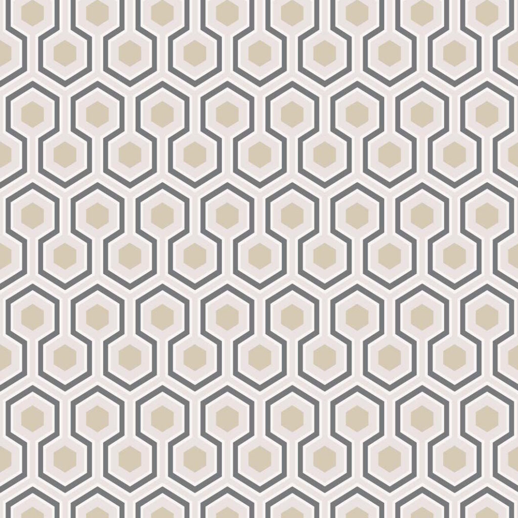 Behang met een geometrisch patroon van beige en grijze zeshoeken uit de Cole and Son Hicks Hexagon collectie.