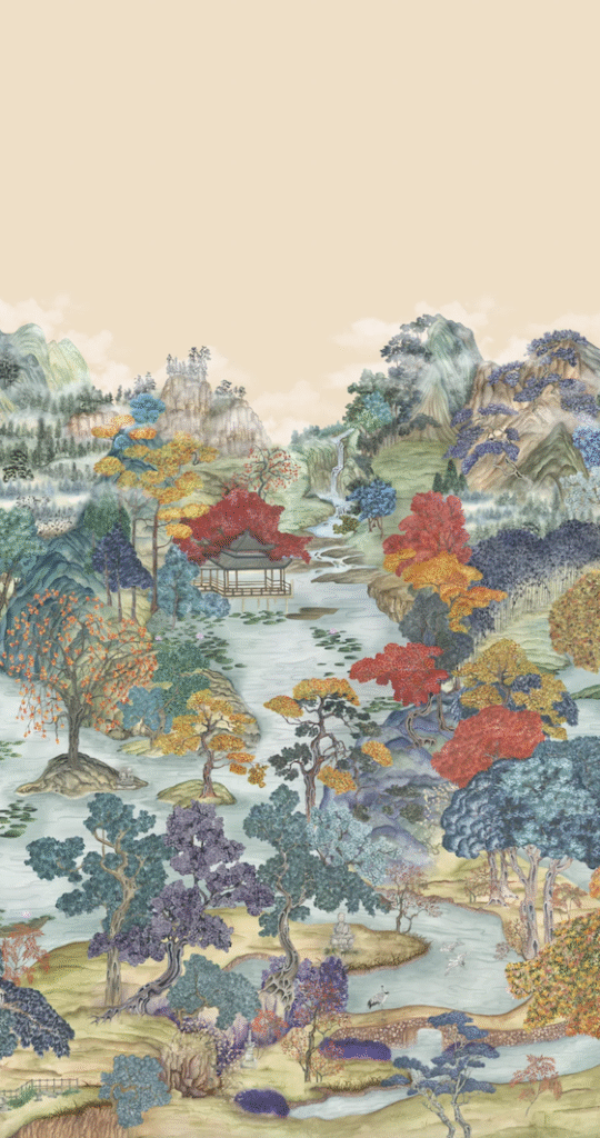 Illustratief patroon van Cole and Son Pavilion met kleurrijke bomen, een paviljoen aan het water en een bergachtig fantasielandschap.