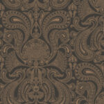 Gedetailleerd paisley-patroon in koperkleurig design op donkerbruine achtergrond uit het Cole and Son Malabar behang.
