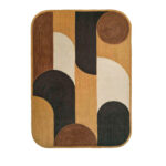 Rechthoekig Elitis Acapulco vloerkleed met abstract patroon in aardetinten zoals bruin, beige, zwart en crème.