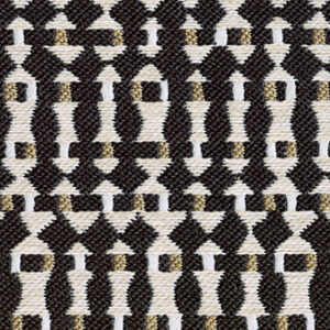 Detailopname van de Elitis Corsaro outdoor stof (OD 114 80) met een grafisch patroon in zwart, wit en beige.