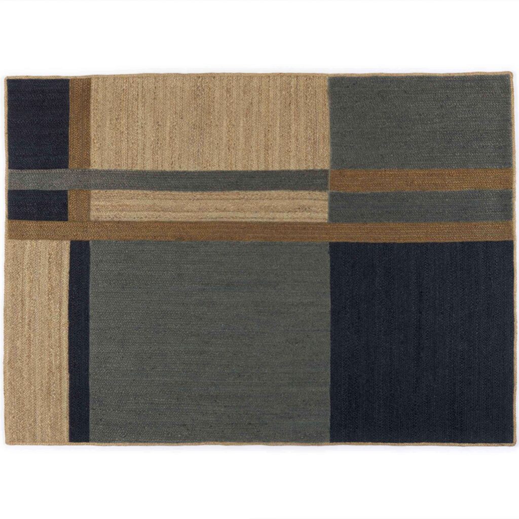 Vloerkleed Elitis Gustave TA 137 40 04 met een geometrisch patroon in beige, grijs, blauw en bruin.