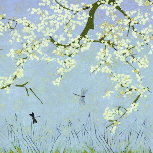 Illustratie van bloeiende takken met witte bloemen, libellen en sierlijk gras op een lichtblauwe achtergrond, uit het Elitis-TP-289-01 ontwerp.