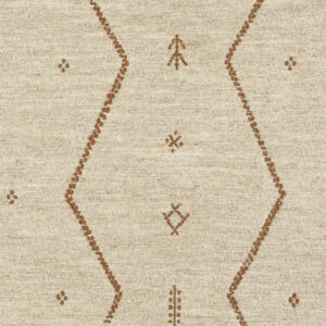Beige Elitis Tampico LR 355 05 stof met bruine, geometrische en etnisch geïnspireerde patronen.