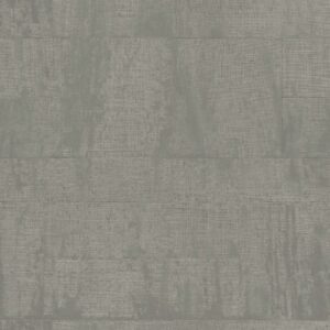 Grijs-groen Elitis Atelier d’Artiste VP 880 41 behang met een verweerde, linnenachtige textuur.