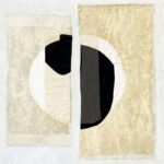 Abstract Elitis-behang met geometrische vormen in neutrale tinten uit de Art Paper IZU RM 1030 02 collectie.
