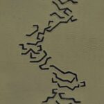 Beige Elitis behang uit de Art Paper Jima RM 1033 04 collectie met abstract zwart reliëfpatroon.