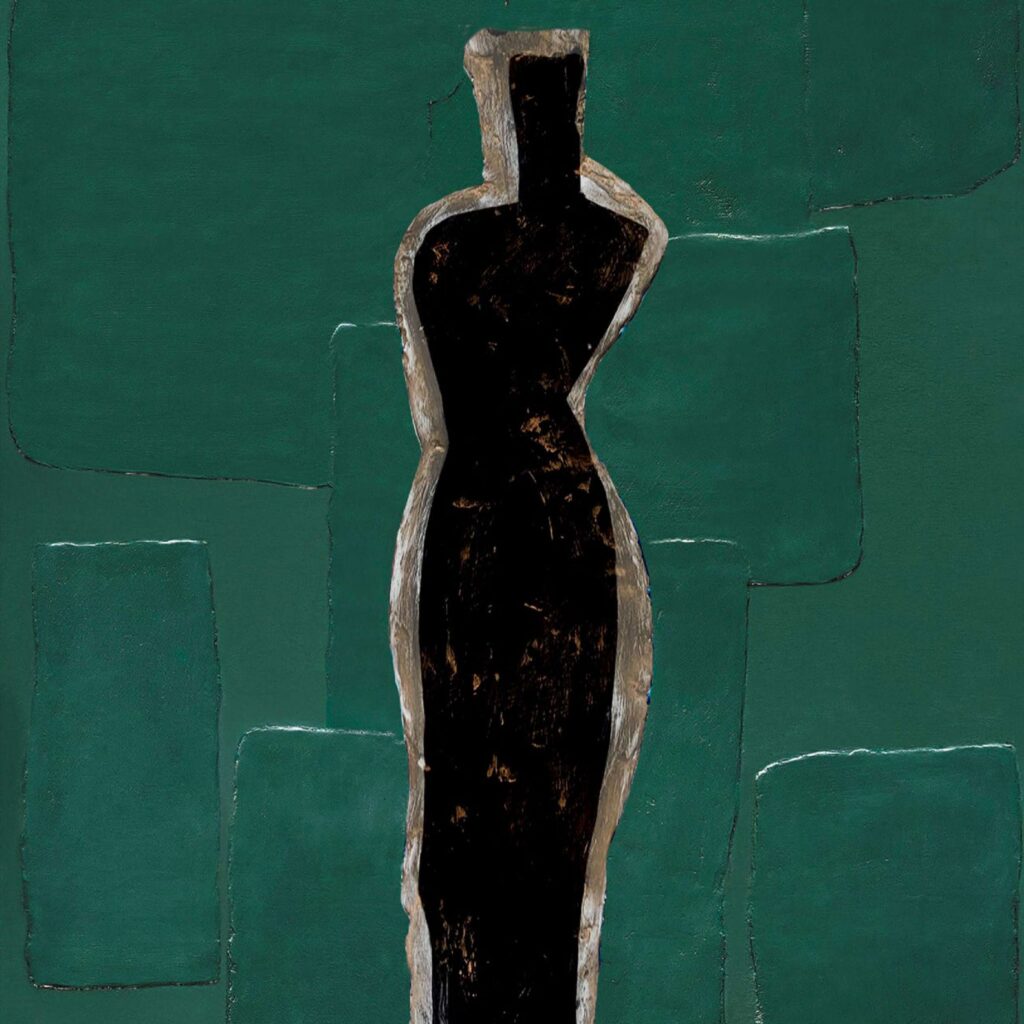 Abstracte silhouet van een gestileerd vrouwelijk figuur in zwart op donkergroene Elitis-behangtextuur uit de Art Paper Naushima RM 1031 06-serie.