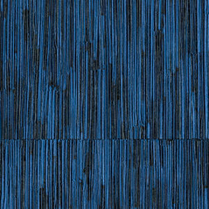 Donkerblauw Elitis-behang Formentera met een verticale, textiele strokenstructuur.