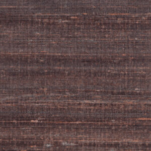 Bruin Elitis-behang Kosa Silk VP 928 82 met een horizontale textuur en zijdeachtige uitstraling.