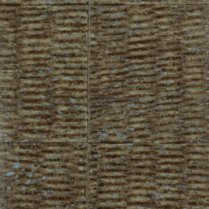 Structuurbehang Elitis Natural Mood VP 915 19 met een geribbeld, natuurlijk ogend patroon in bruin- en blauwtinten.