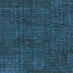 Donkerblauw Elitis Raffia behang met een geweven textuur en subtiele kleurnuances.