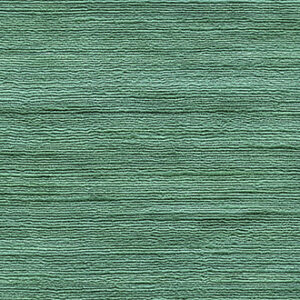 Groen Elitis-behang uit de Talamone Seta collectie met een fijne, horizontale textuur.
