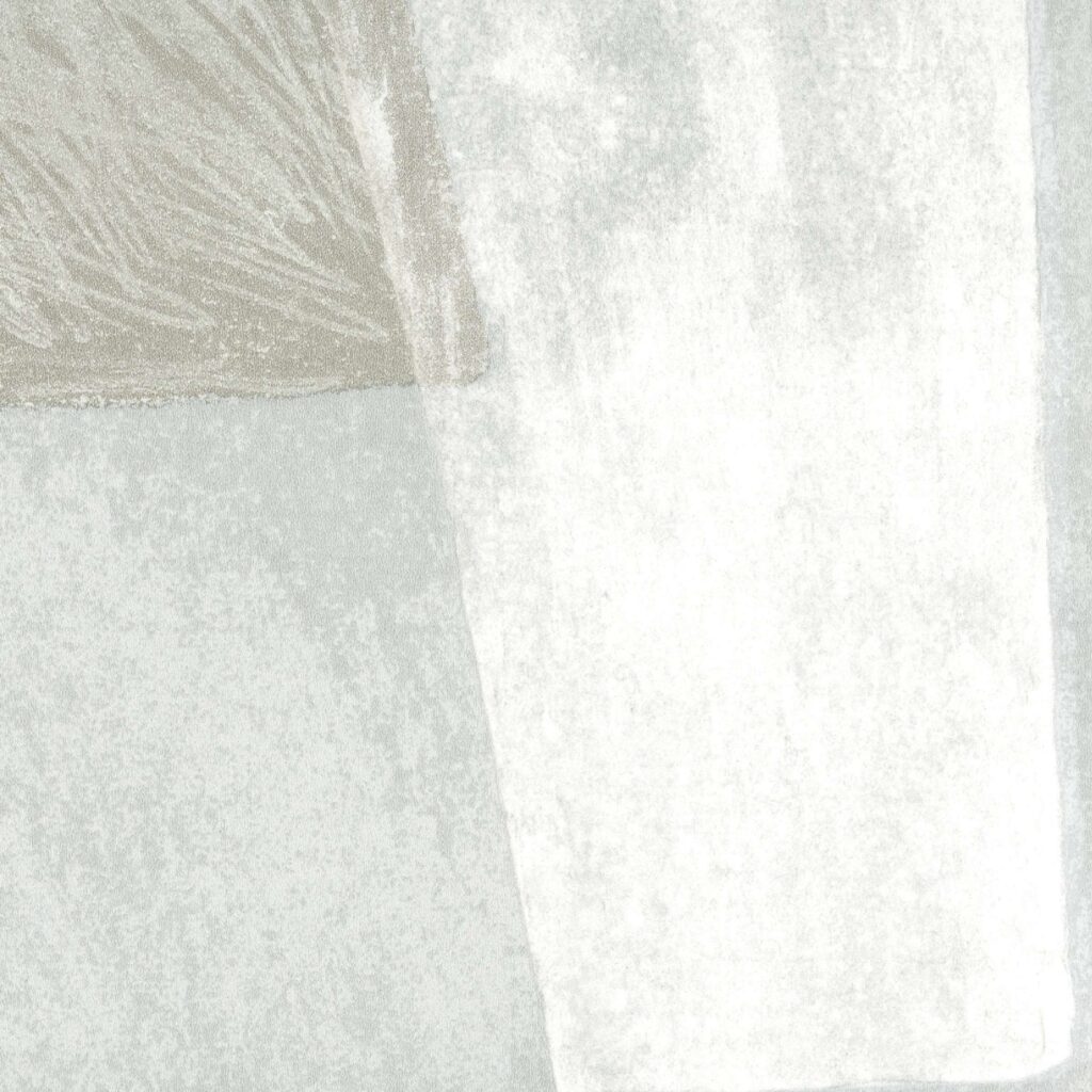 Abstract patroon in zachte grijstinten op Elitis behang uit de Tutto TP 333 02 Voile de Papier collectie.