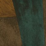 Abstract patroon in fluweelachtig Elitis-behang uit de Tutto Voile de Papier collectie met groen, bruin en okergeel kleurvlakken.