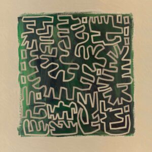 Abstract patroon van het Elitis-behang Yucatan TP 334 01 uit de Voile de Papier collectie met organische, geometrische lijnen op een donkergroene achtergrond.