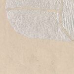 Close-up van Elitis behang Hanji Takara RM 1062 02 met een textuur van zilverkleurige en beige vlakken in papierachtige structuur.