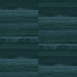 Donkergroen Elitis-behang met horizontale penseelstreken in het patroon Mouvements Esprit Libre RM 1024-67.