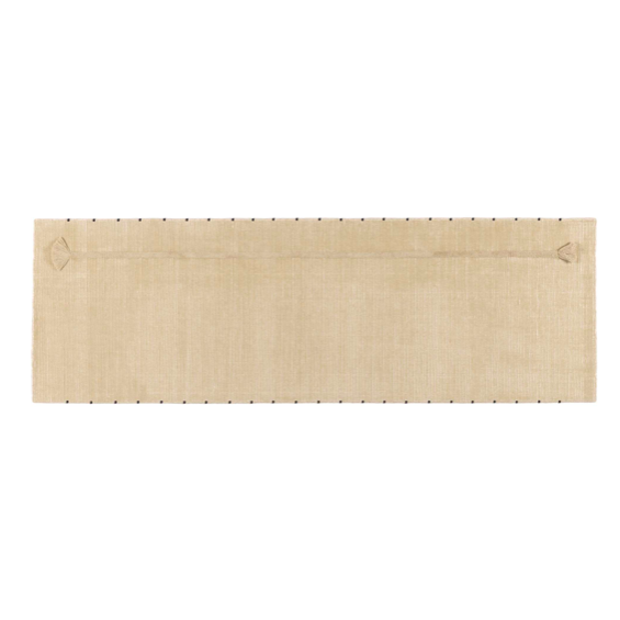Beige Elitis Ernest TA 132 04 06 loper vloerkleed met subtiele textuur en gestikte randen.