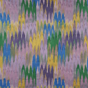 Veelkleurige Elitis Excentric Groovy stof met een abstract golvend patroon in paars, geel, groen en blauw.
