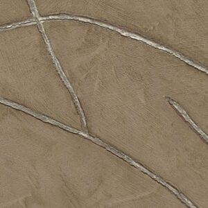 Beige Elitis Kintsugi VP 1004 15 behang met glanzende, zilverkleurige breuklijnen in kintsugi-stijl.
