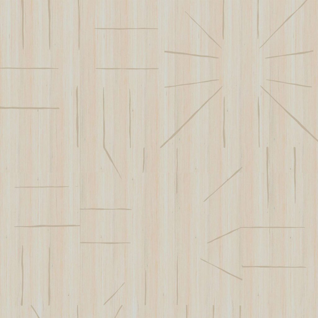 Lichtbeige behang met subtiele houtnerfstructuur en abstracte lijnpatronen uit de Elitis Le Roi Soleil Marqueteries collectie.