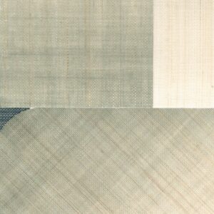 Detail van Elitis Maestria Circe RM 1072 60 behang met een textuur van geweven lijnen en subtiele kleurovergangen in beige en grijstinten.