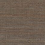 Bruin geweven Elitis Maestria Pur Abaca RM 1071 70 behang met een natuurlijke textuur en horizontaal patroon.
