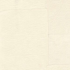 Crèmekleurig Elitis Sangpi VP 1018 02 behang met een subtiele textuur en patchwork-patroon.