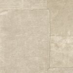 Beige Elitis Sangpi VP 1018 08 behang met een structuur van geregen leerpatches in een subtiel patroon.