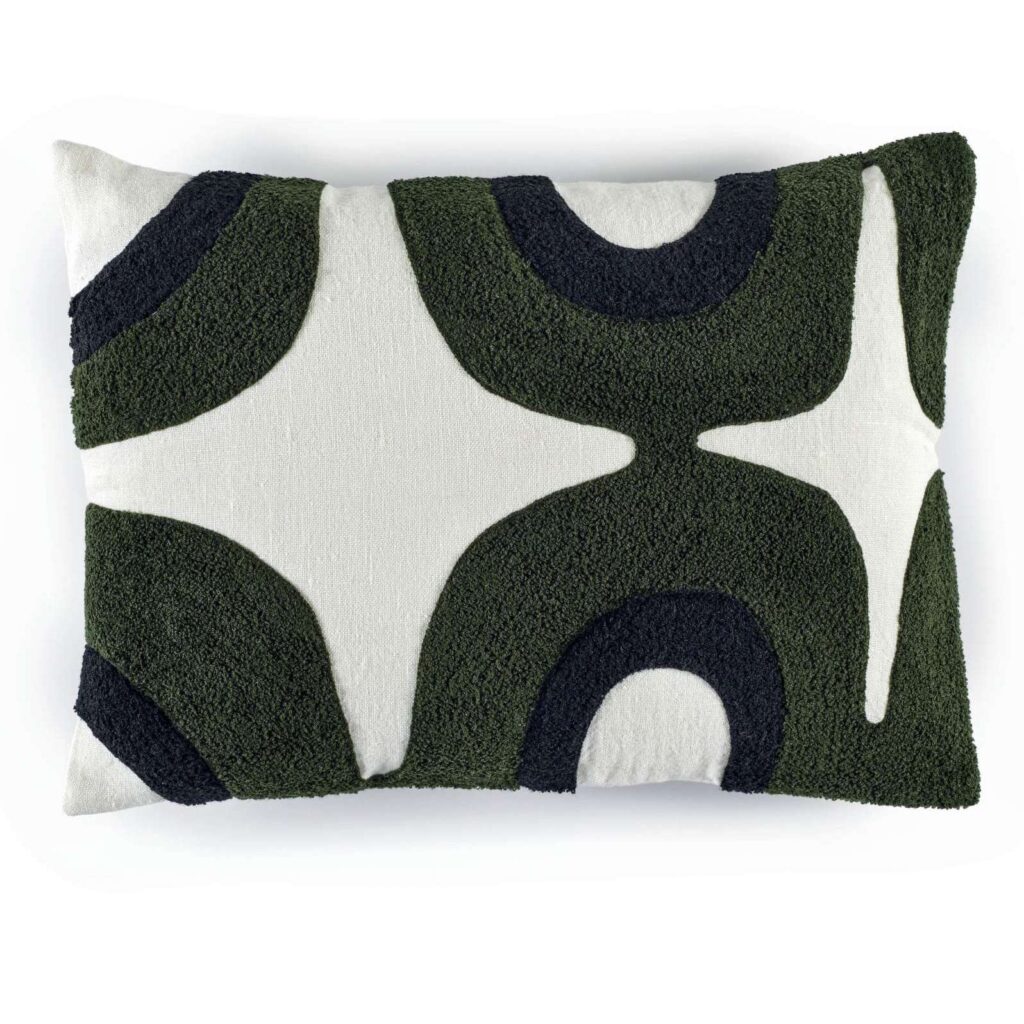 Sierkussen Elitis Nirvana met abstract patroon in donkergroen, zwart en wit.