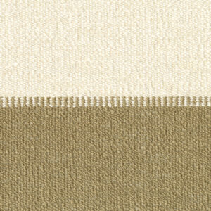 Detail van Elitis-stof Rosarito LR 356 05 met een horizontale tweekleurige structuur in beige en olijfgroen.