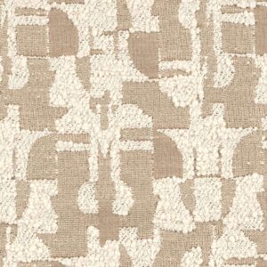 Beige en crèmekleurige stof met een abstract patroon en reliëfstructuur uit de Elitis Alchimia Giorgio collectie.