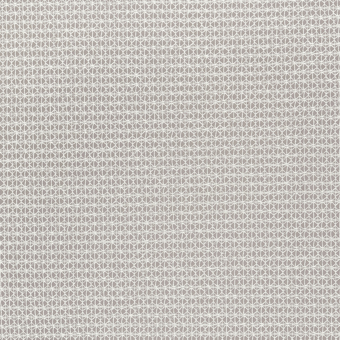 Grijs-beige Elitis-stof met een fijn geometrisch Minato LW 905 01 patroon van witte kruisende lijnen.