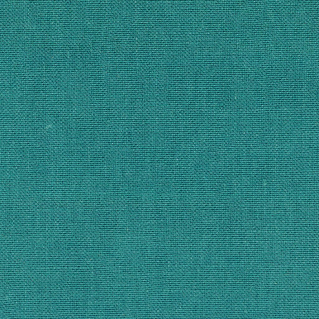 Groenblauwe Elitis-stof Kaila LI 890 45 met een fijne, gelijkmatige weefstructuur.