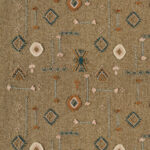 Bruin Elitis-stofpatroon Loreto LZ 890 79 met geometrische en geborduurde motieven in beige, roze, blauw en oranje tinten.