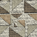 Detailopname van Elitis-stof Horizon LR 331 80 met een geometrisch patroon in beige, wit, zwart en olijfgroen.