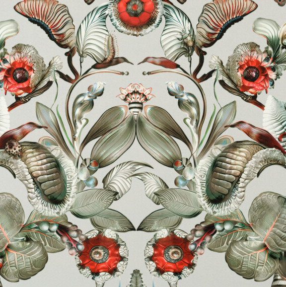 Gedetailleerd en symmetrisch patroon met florale en insectachtige elementen uit de Moooi Coccinella Bella behangcollectie.
