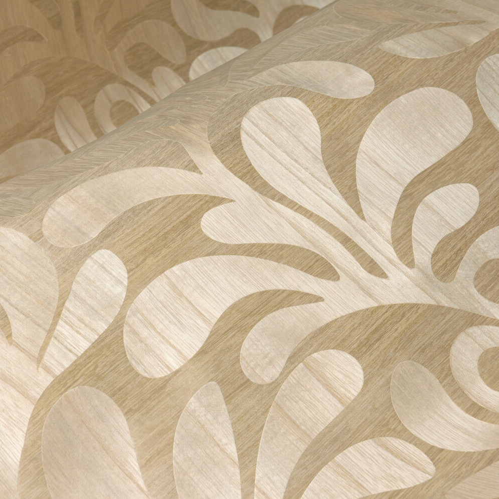 Detailopname van het houtfineeroppervlak van de Moooi Woodblock Beetle Fern met een organisch bladpatroon in natuurlijke houttinten.