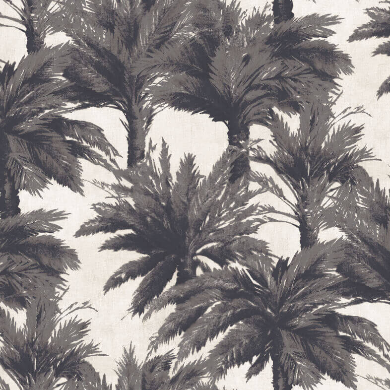 Behang met een patroon van grijze palmbomen op een lichte achtergrond uit de Pierre Frey Mauritius-collectie.