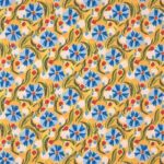Decoratief Pierre Frey-behang 'Les Anemones' met een patroon van gestileerde blauwe bloemen, groene bladeren en rode accenten op een gele achtergrond.