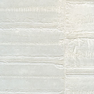 Witte textielstructuur met horizontale en verticale weeflijnen van het patroon VP-424-01.