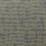 Abstract patroon van horizontale geelgroene en donkerblauwe lijnen op een textielachtig oppervlak.