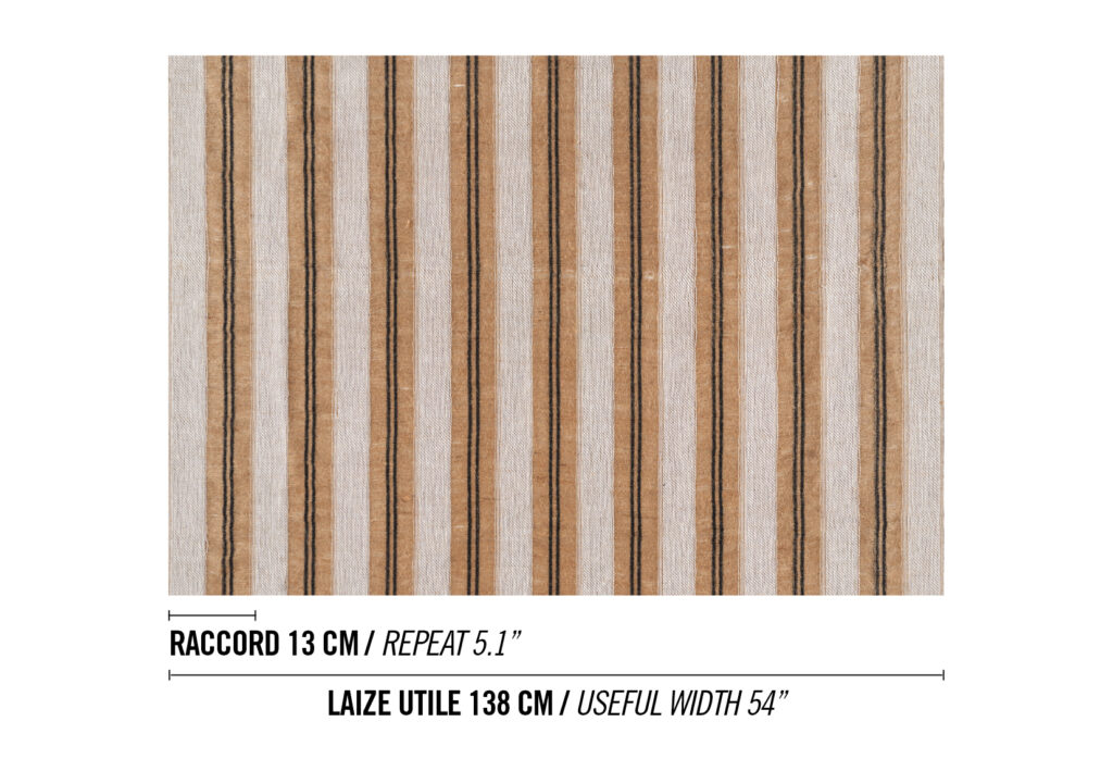 Stofpatroon Elitis Baleares Eularia JU-001-29 met verticale strepen in beige, wit en zwart, herhalend om de 13 cm.