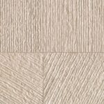 Beige Elitis Hanji Koshi RM 1060 90 behang met een reliëfstructuur van verticale en diagonale lijnen.