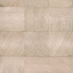 Beige Elitis Hanji Koshi RM 1060 90 behang met een rechthoekig patroon en subtiele textuur.