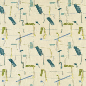 Beige stof met abstract, geborduurd patroon in blauw, groen en geel uit de Elitis Excentric Bowie collectie.
