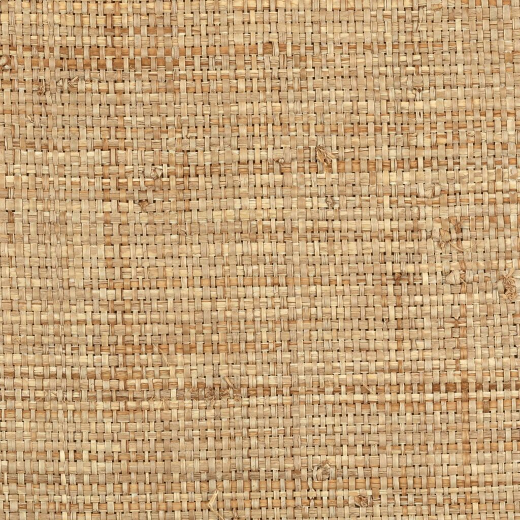 Natuurlijke geweven structuur van Elitis Merida Cesteria RM 1017-04 wandbekleding in beige tinten.