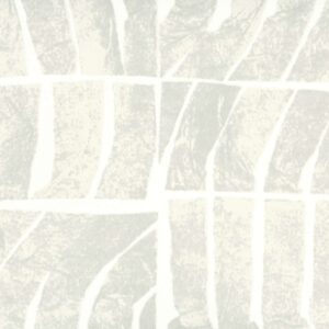 Lichtgrijze behangprint Elitis Voiles de Papier Ondes TP 328 01 met abstracte, golvende papiertextuur.
